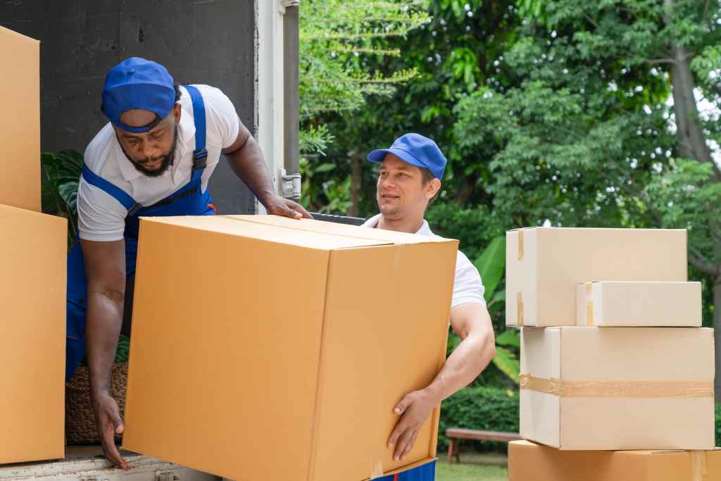 Office movers and furniture assembly in central Florida